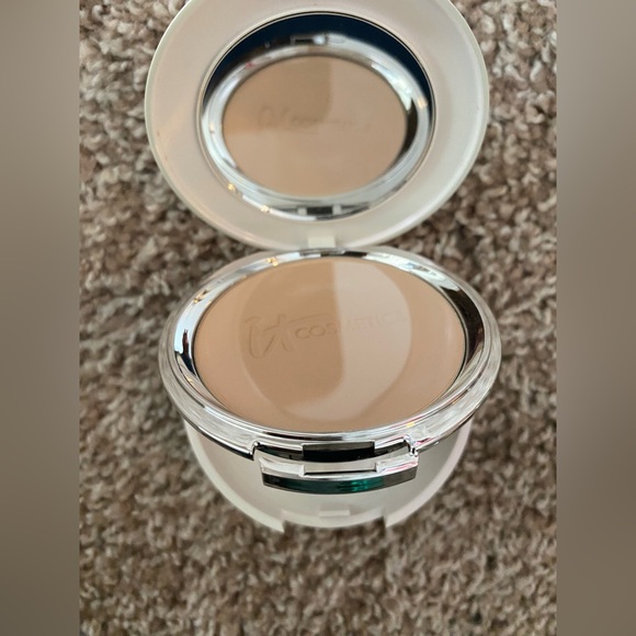 IT Cosmetics Celebration Foundation Illumination -Radiant Finish.Light.New/Box - Picture 8 of 8